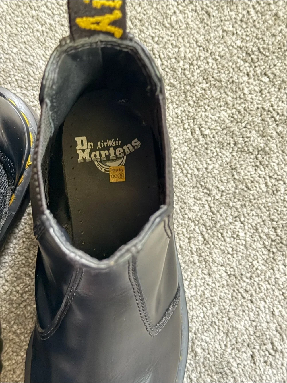 Size 7 Mens 8 Womens - Dr. Martens 2976 Bex Squared Chelsea boots